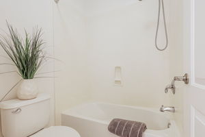  Photo 30