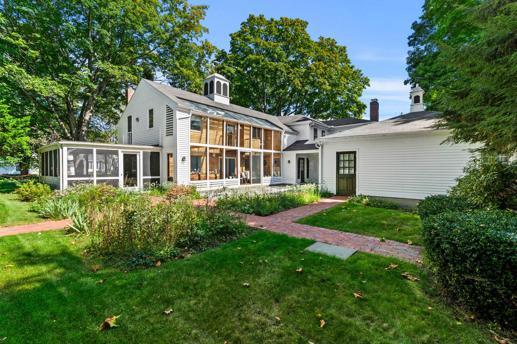 33 Main St, Hollis, NH 03049, USA Photo 6