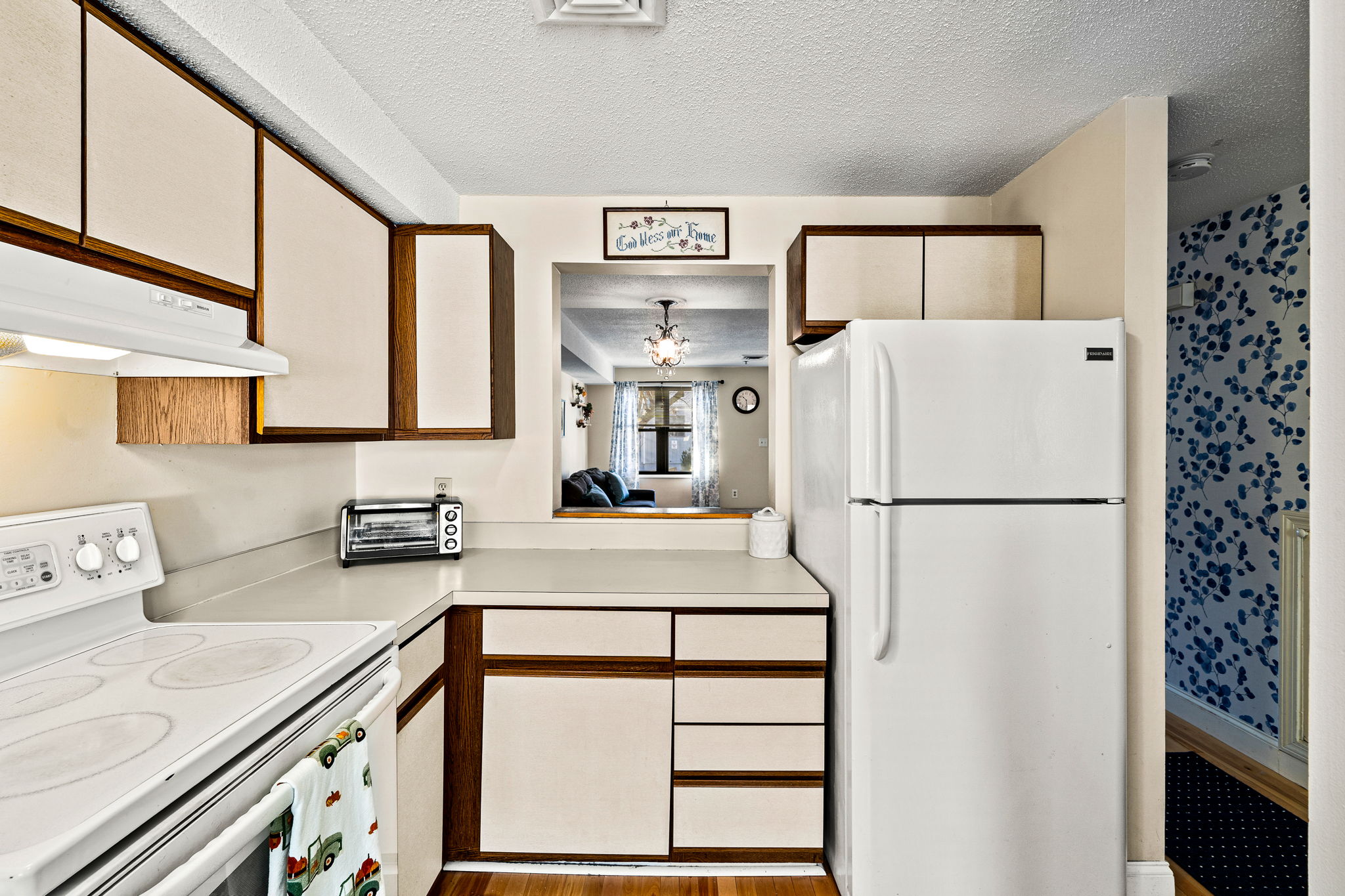 33 Maplewood Ave, Gloucester, MA 01930, USA Photo 24