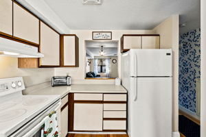 33 Maplewood Ave, Gloucester, MA 01930, USA Photo 23