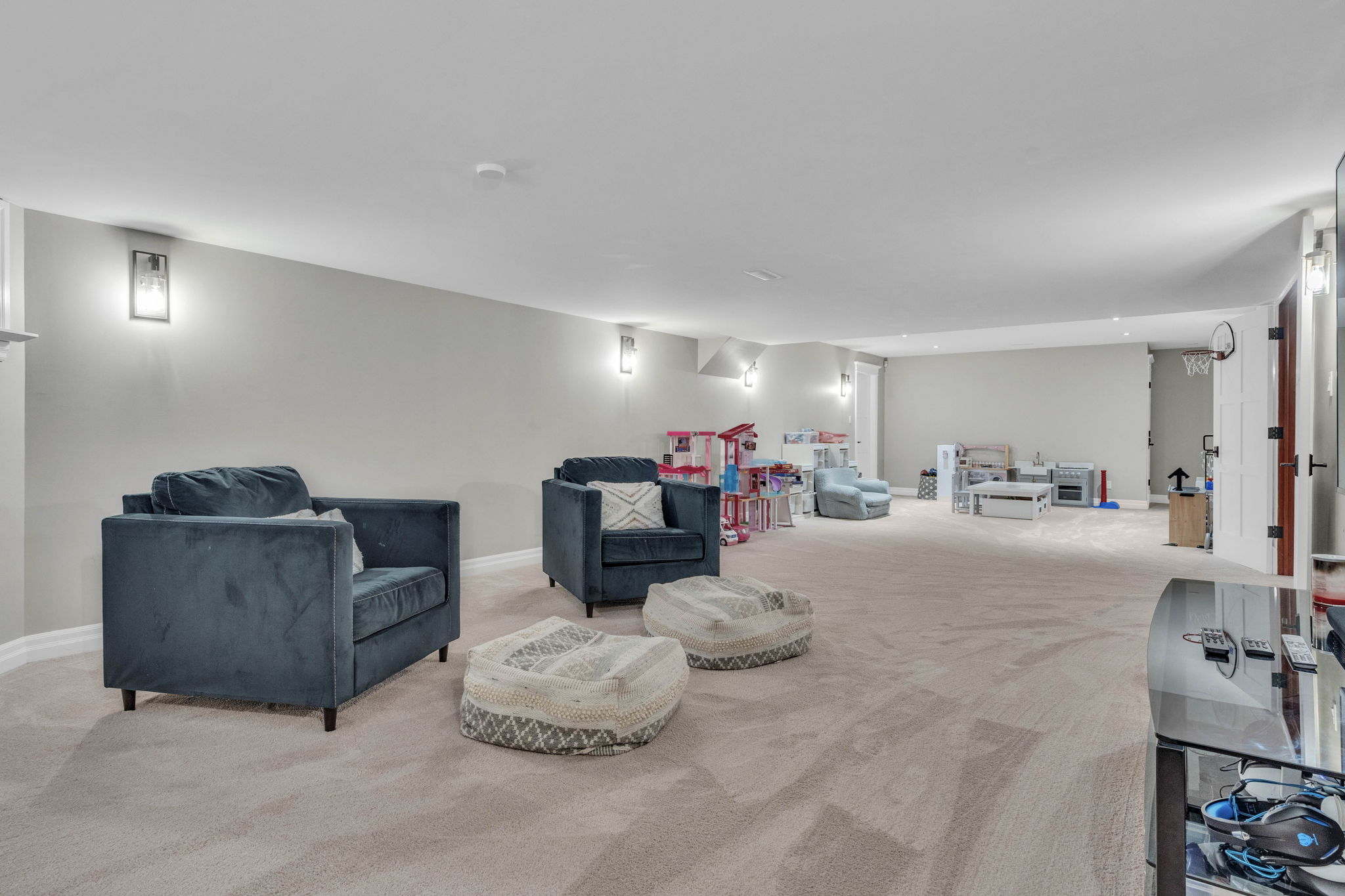 33 Marchbrook Cir, Kanata, ON K2W 1A1, Canada Photo 95