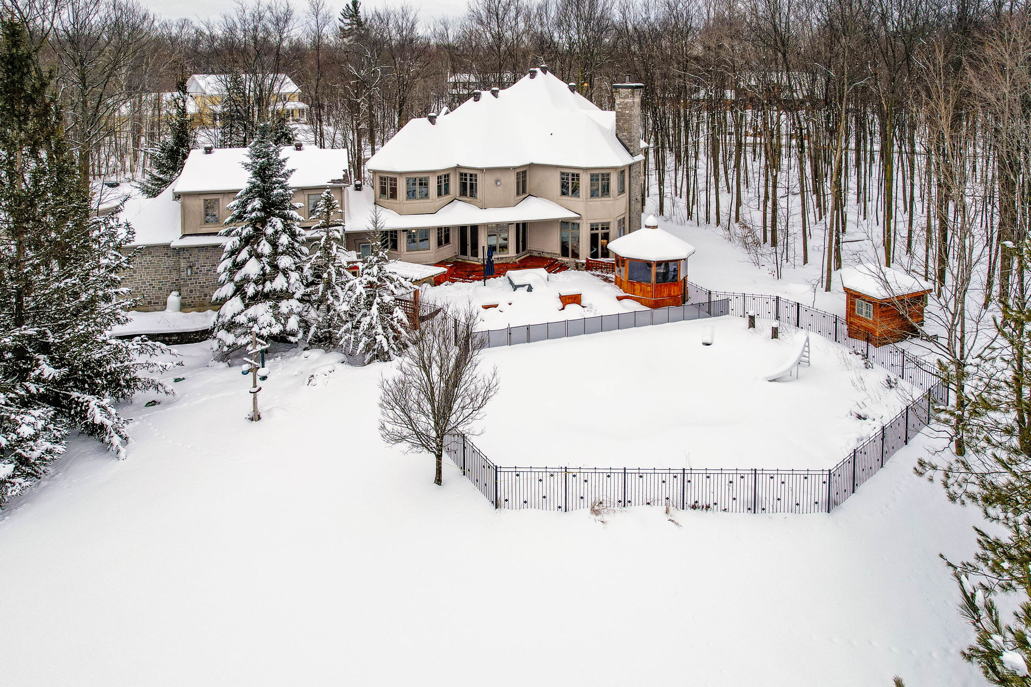 33 Marchbrook Cir, Kanata, ON K2W 1A1, Canada Photo 110