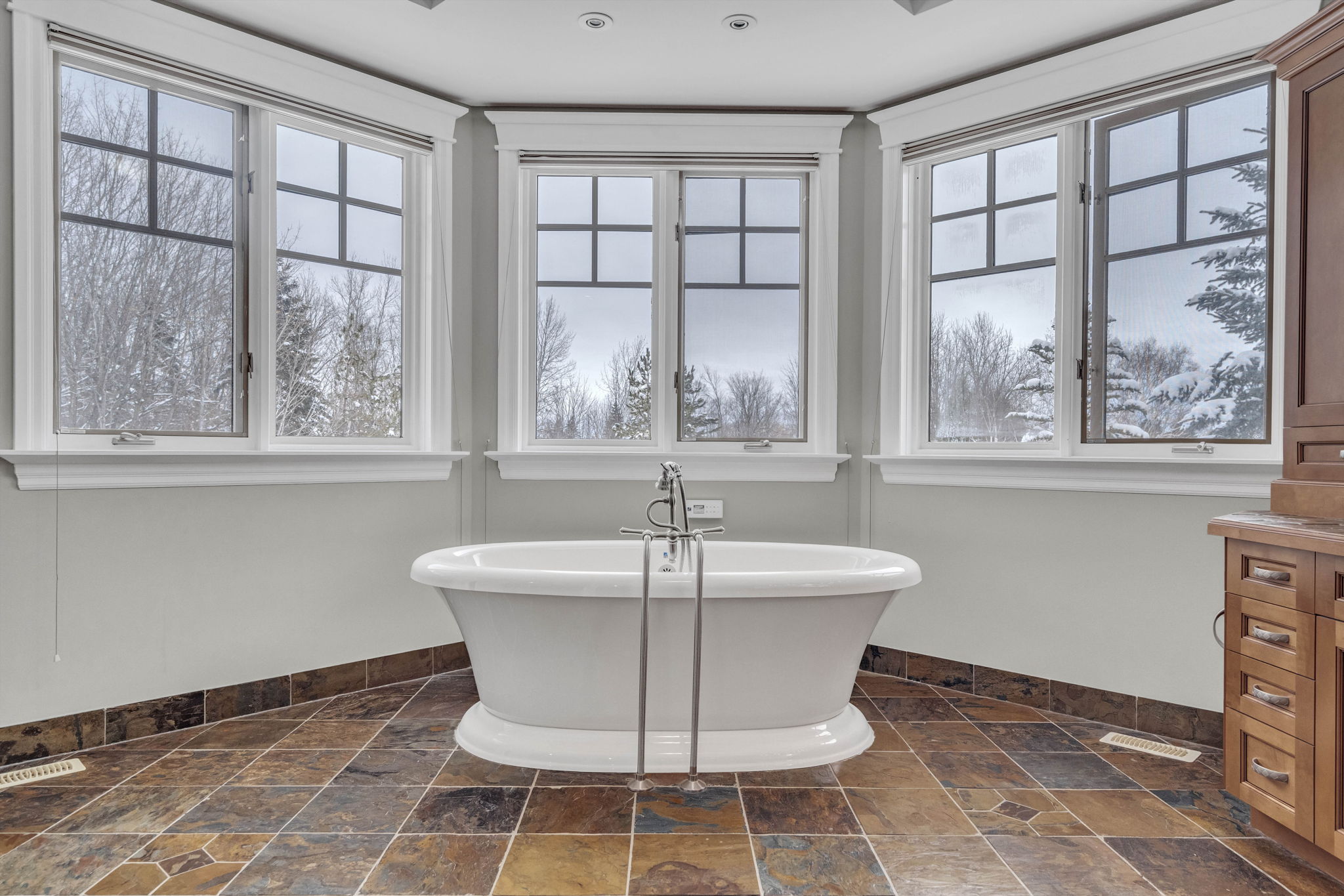 33 Marchbrook Cir, Kanata, ON K2W 1A1, Canada Photo 59