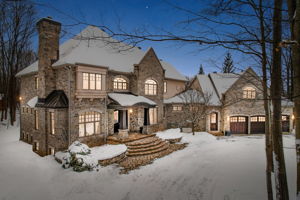 33 Marchbrook Cir, Kanata, ON K2W 1A1, Canada Photo 0