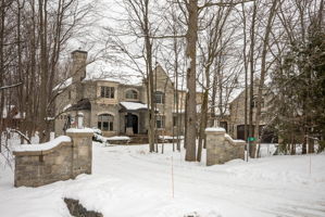 33 Marchbrook Cir, Kanata, ON K2W 1A1, Canada Photo 7