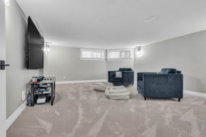 33 Marchbrook Cir, Kanata, ON K2W 1A1, Canada Photo 93