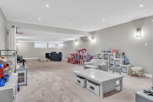 33 Marchbrook Cir, Kanata, ON K2W 1A1, Canada Photo 91