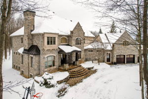 33 Marchbrook Cir, Kanata, ON K2W 1A1, Canada Photo 5