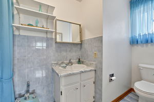  Photo 48