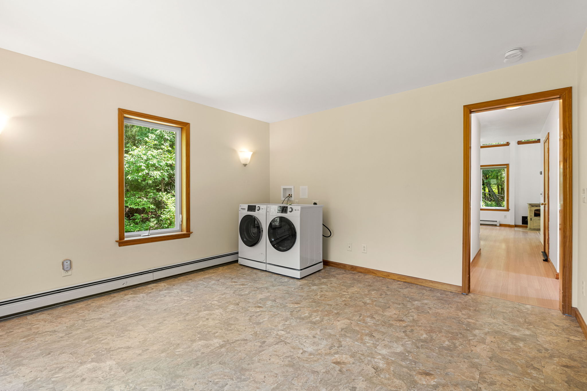 33 Mountainview Rd, Temple, NH 03084, USA Photo 24