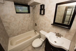  Photo 47