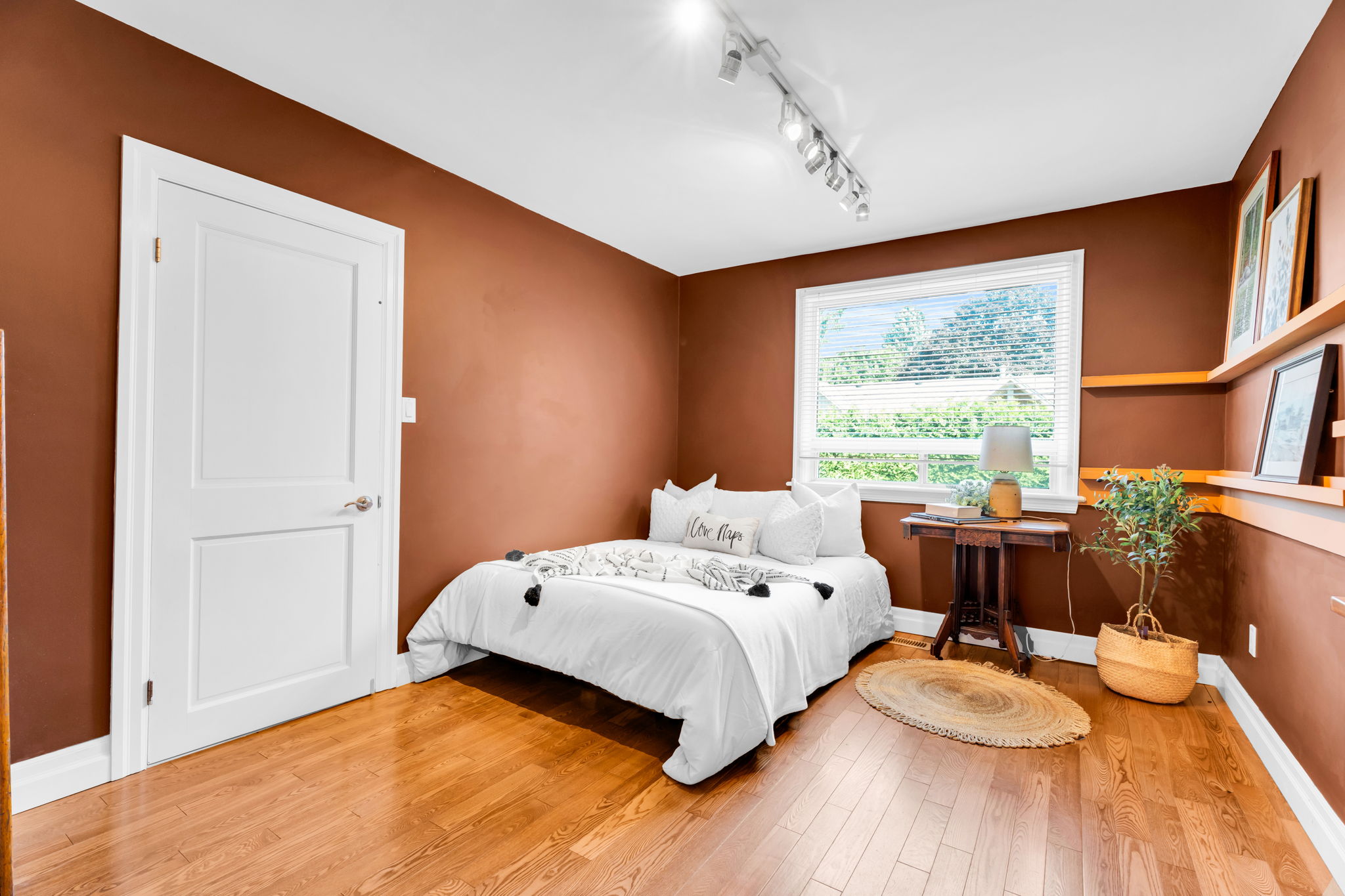 Bedroom/Office