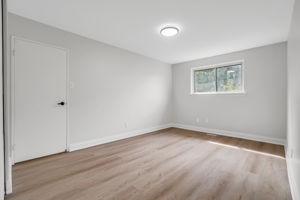 24-primary bedroom4
