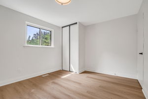 26-second bedroom2