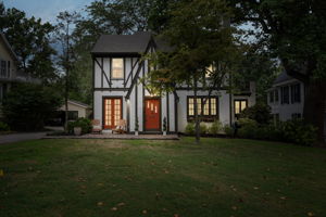  Photo 0