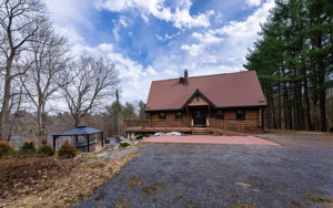 33 Portage Lake Rd, Seguin, ON P2A 2W8, Canada Photo 5