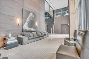 3-lobby2