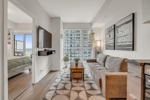 15-living room3