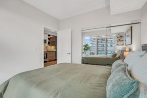 22-bedroom4