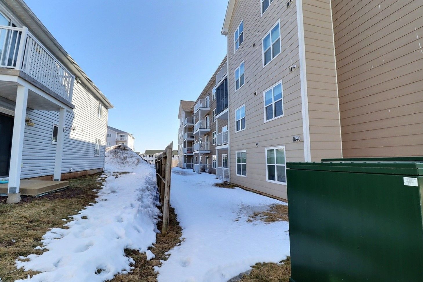 33 Sifroi St 203, Dieppe, NB E1A 1L6 PROPICSTA & MeasureMySpace