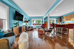 Photo 8