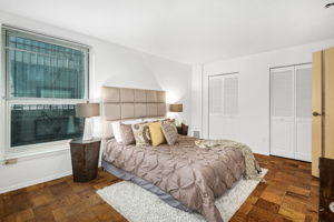  33 St James Ct, Philadelphia, PA 19106, US Photo 15