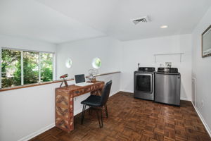 33 St James Ct, Philadelphia, PA 19106, US Photo 17