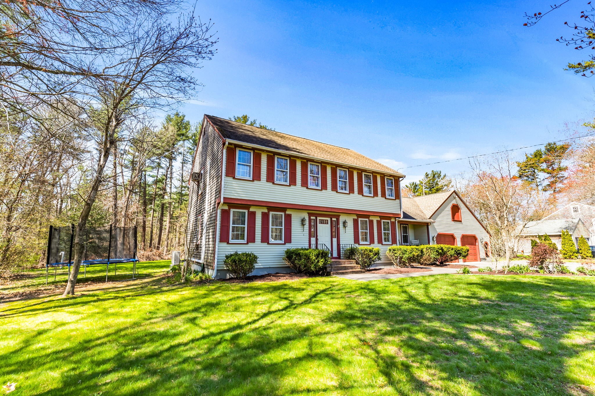 33 Staples Shore Rd, Lakeville, MA 02347 Craig Cole Enterprises Co.