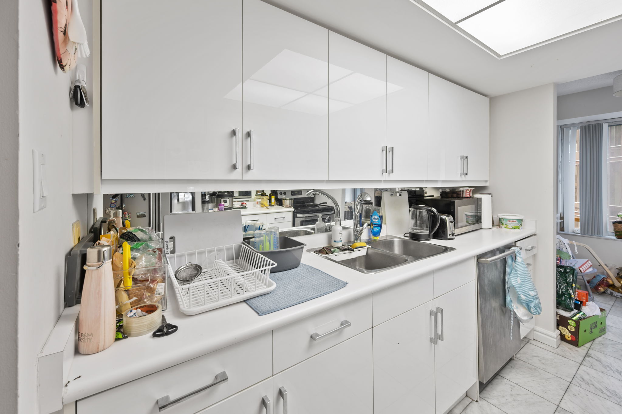 33 University Ave Unit 903 Toronto, ON M5J 2S7
