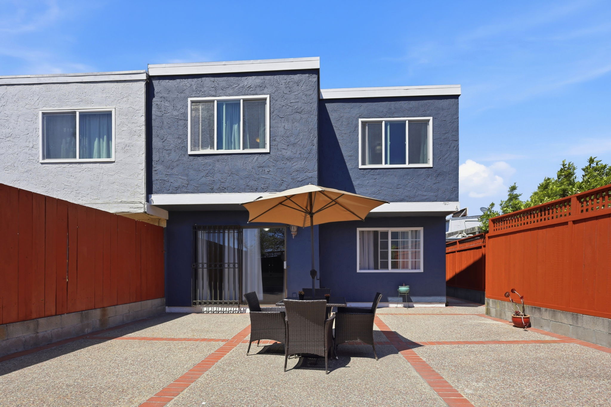 037_F8_33 Vale St Daly City