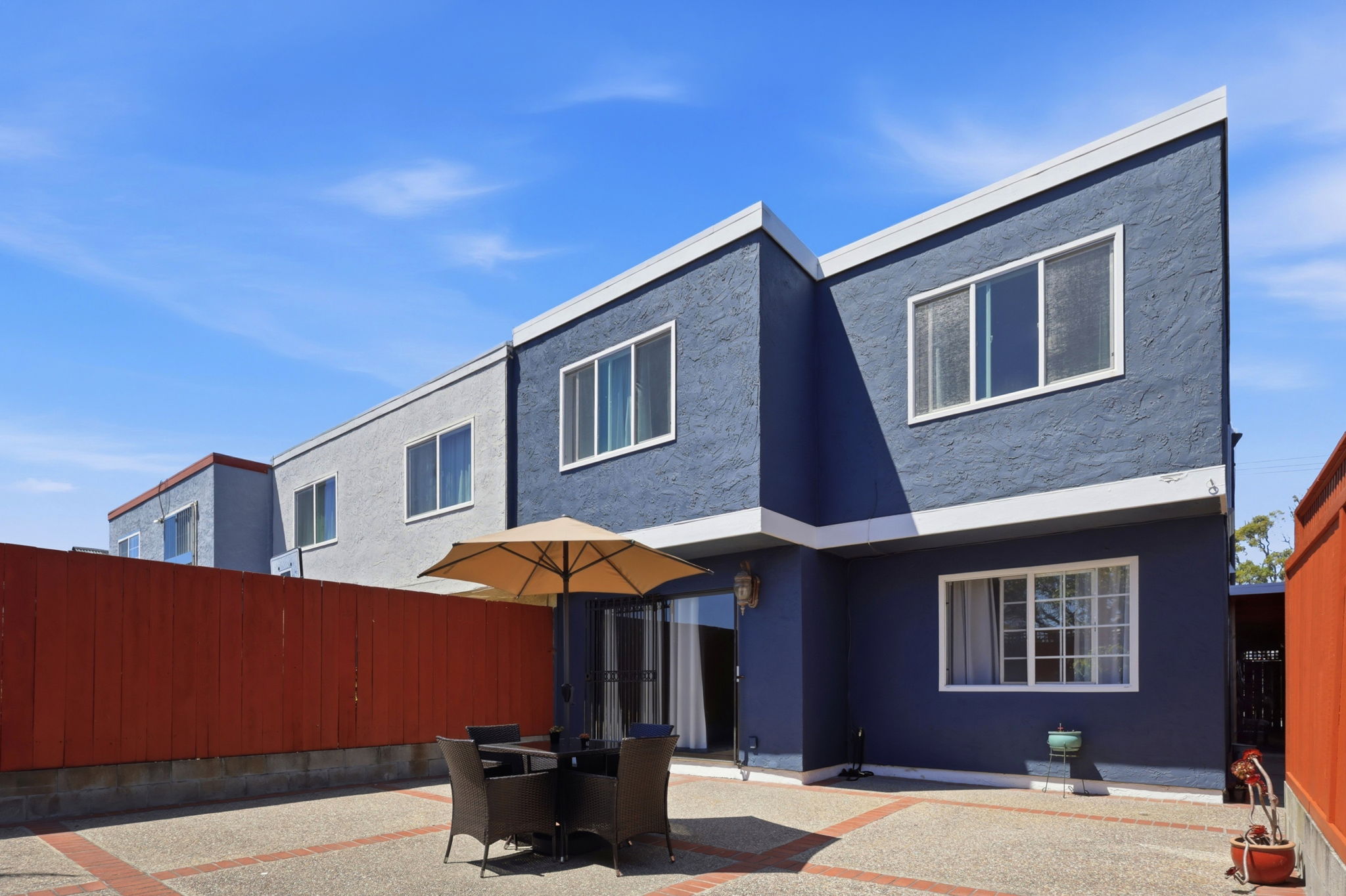 039_F8_33 Vale St Daly City