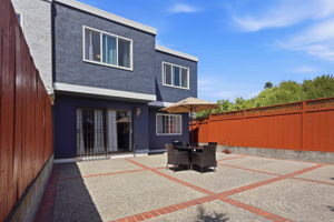 038_F8_33 Vale St Daly City