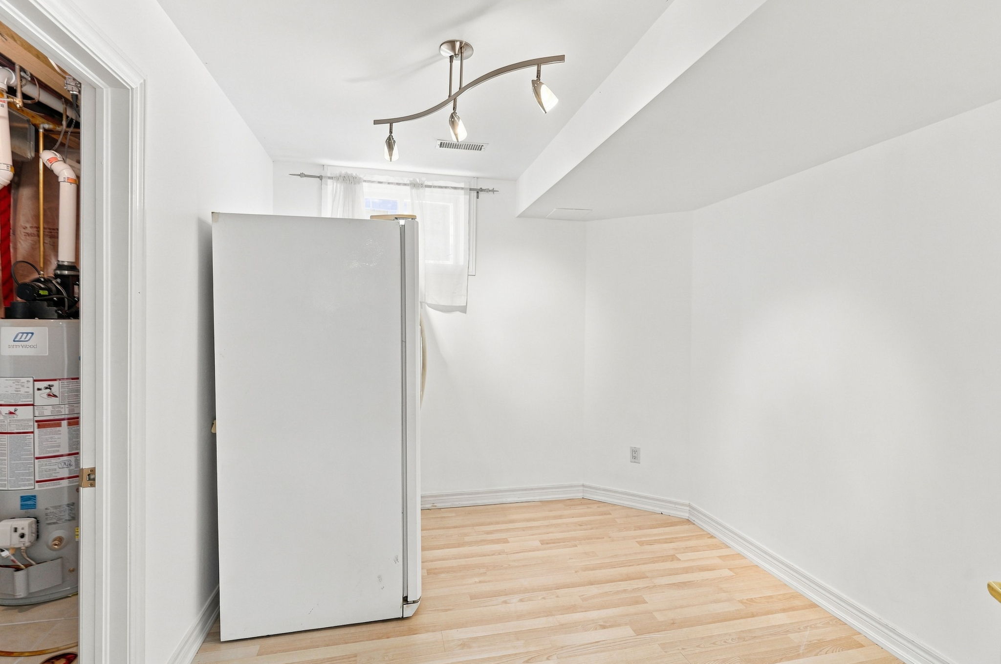  Photo 58