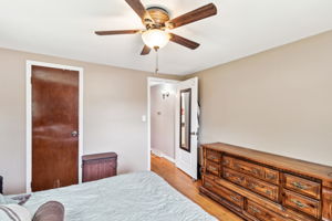 18_Interior