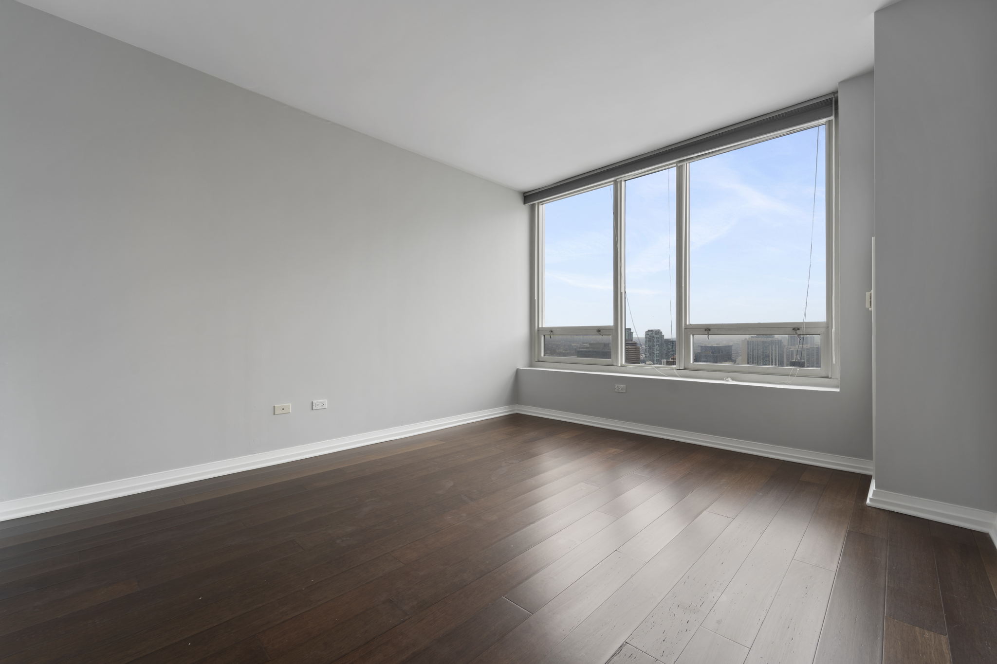 33 W Ontario St, Chicago, IL 60654, USA Photo 5