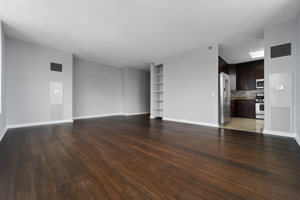 33 W Ontario St, Chicago, IL 60654, USA Photo 12