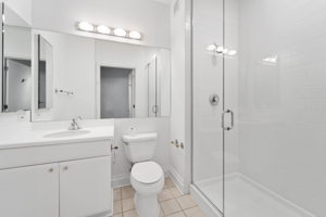 33 W Ontario St, Chicago, IL 60654, USA Photo 10
