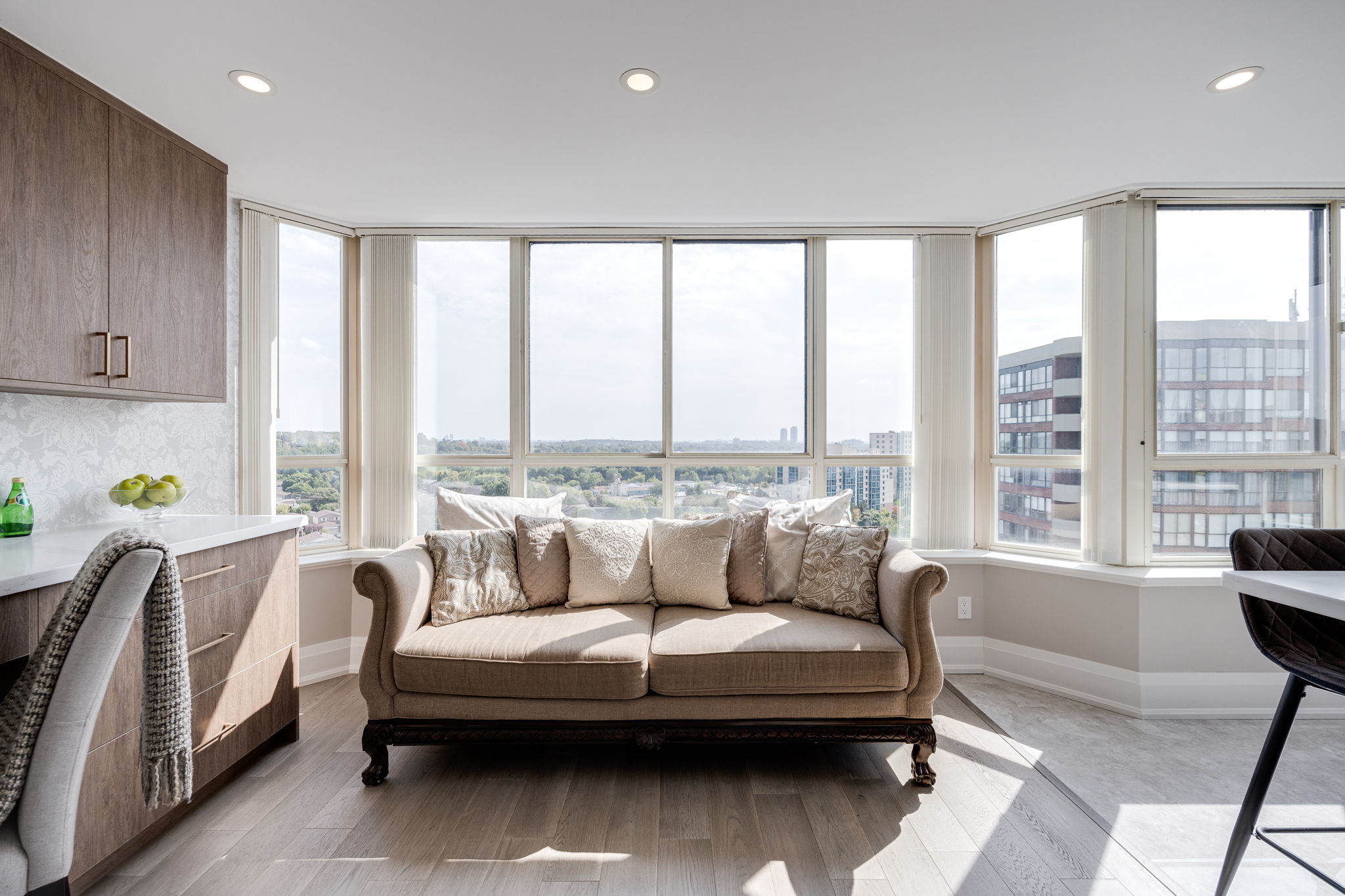 Richmond Hill property showcase — delivered property photograph 12