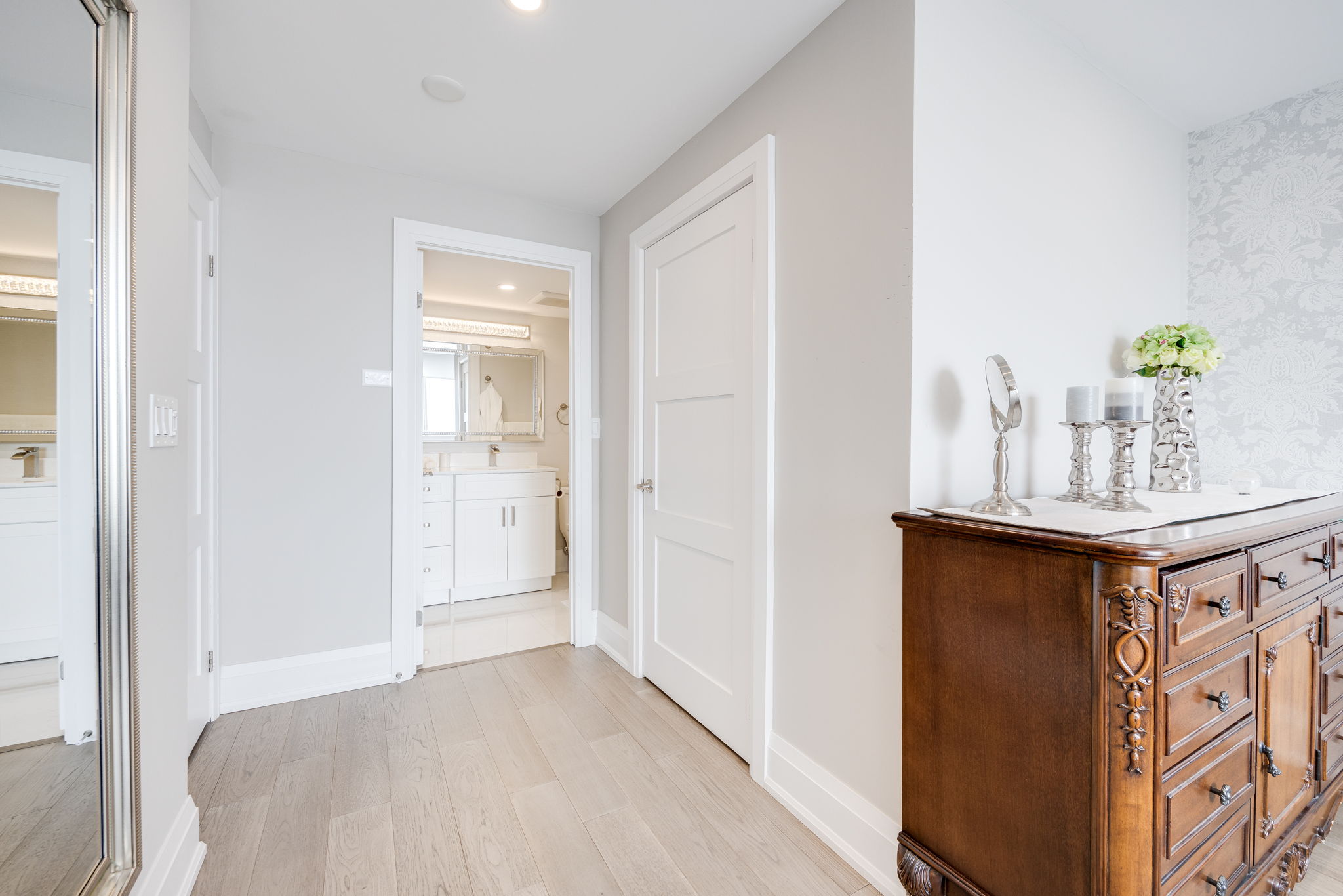 Richmond Hill property showcase — delivered property photograph 26