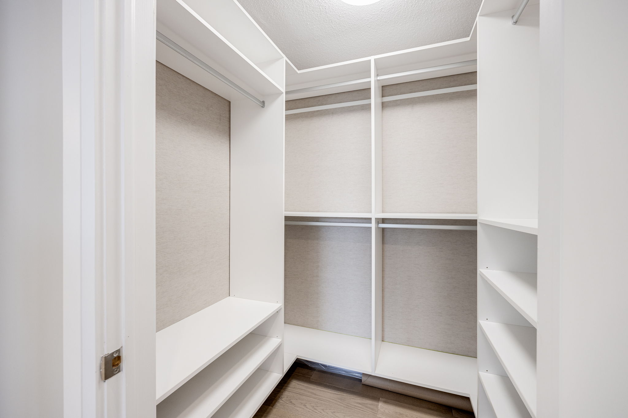 Richmond Hill property showcase — delivered property photograph 27