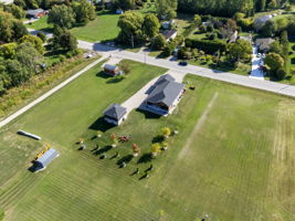  Photo 48