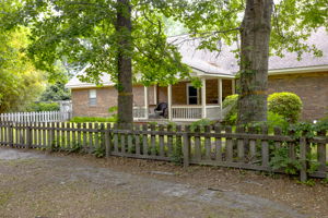  Photo 37