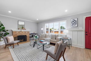 012_F8_330 Falgren Ave