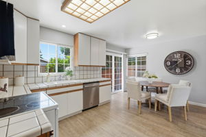 016_F8_330 Falgren Ave