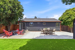 037_F8_330 Falgren Ave