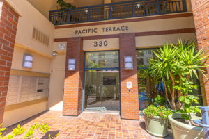  Photo 44