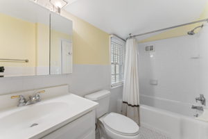 330 Millbank Rd, Bryn Mawr, PA 19010, USA Photo 25