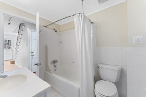 330 Millbank Rd, Bryn Mawr, PA 19010, USA Photo 21