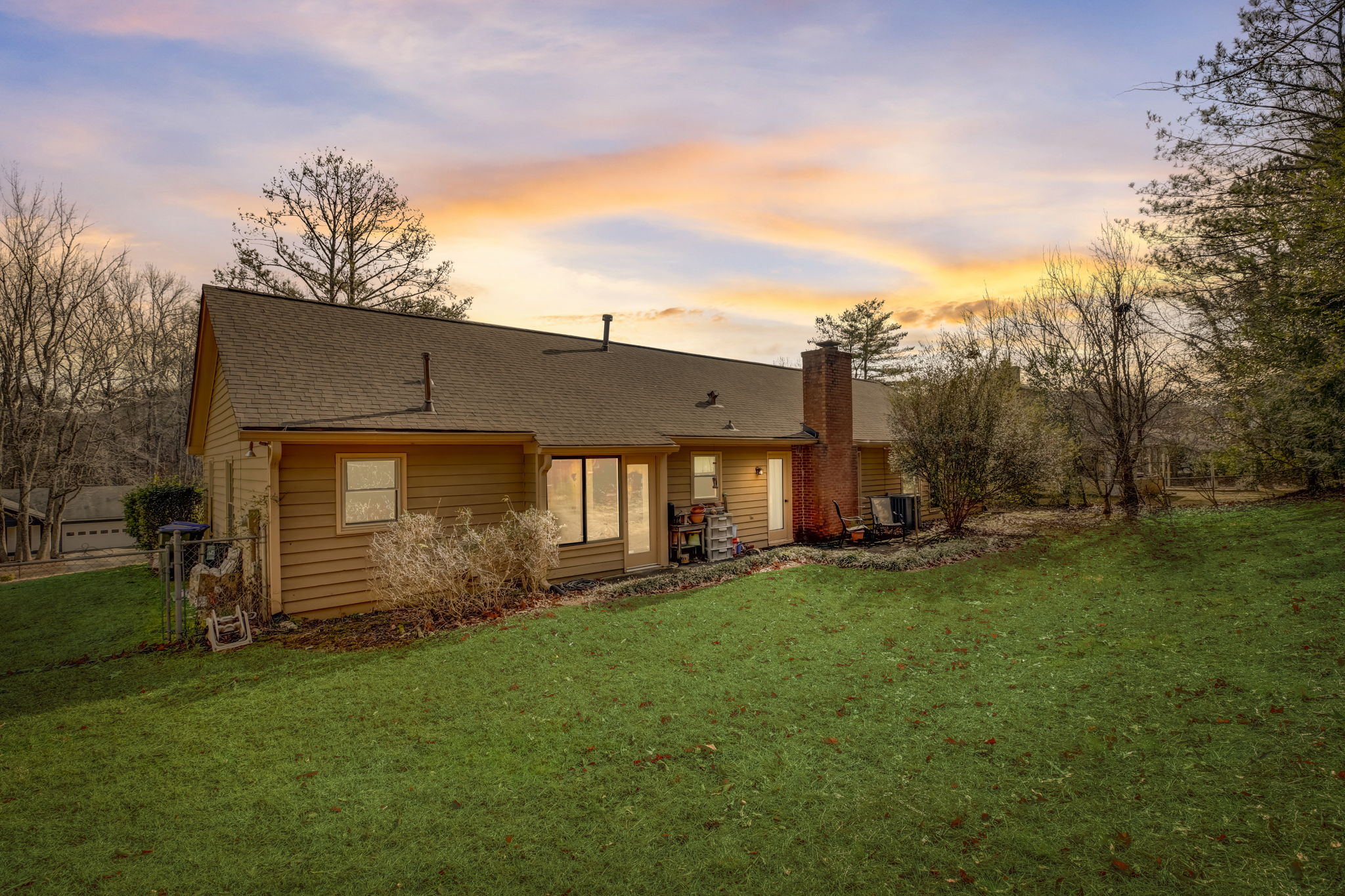 330 Monivea Ln, Roswell, GA 30075 | Zillow Media Experts
