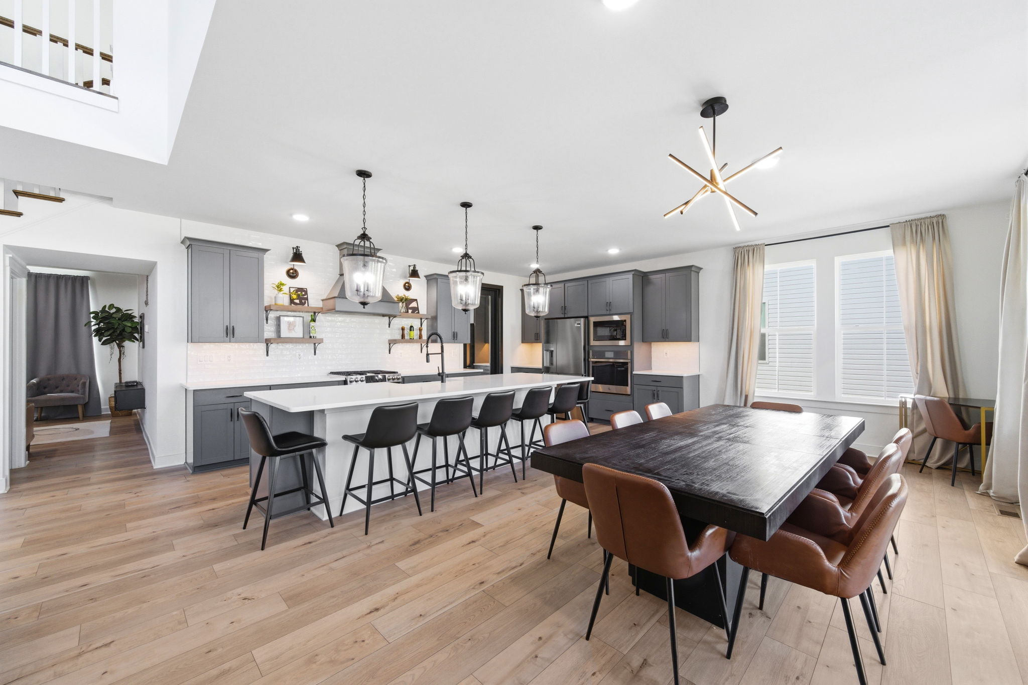 Interiors (30)
